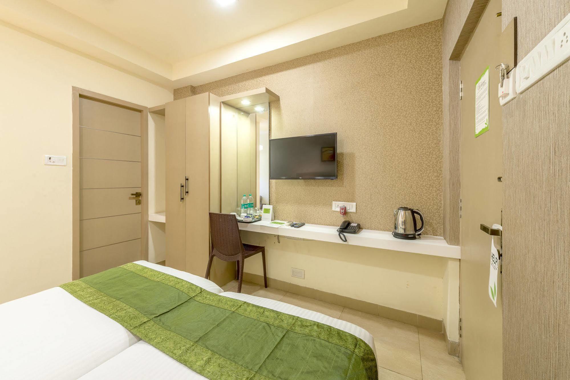 Treebo Nestlay Airport Alandur Hotel Chennai Ngoại thất bức ảnh